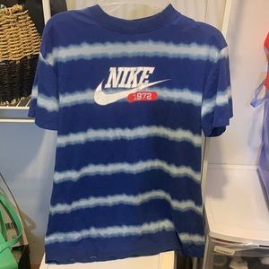 Women’s Nike long shirt or dress Small blue & white